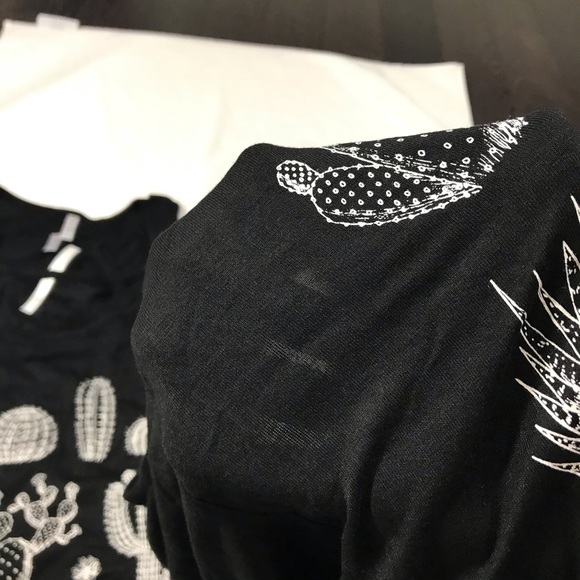 Cactus and Succulent Print Tank Top - Picture 13 of 13